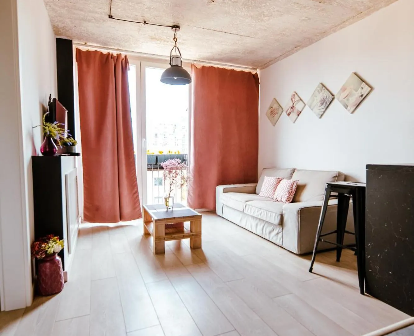 Industrial 9Th Floor Central Apartment With Balcony And Views Warsaw Poland